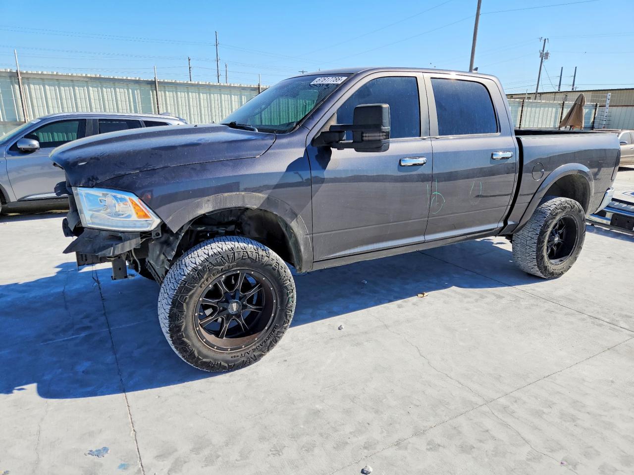 2017 RAM 1500 LARAMIE | 1C6RR7NM0HS881579 | UPCARS