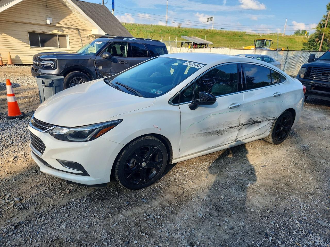 2017 CHEVROLET CRUZE PREMIER | 1G1BF5SM0H7261001 | UPCARS