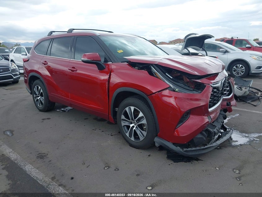 2021 TOYOTA HIGHLANDER XLE | 5TDHZRAH5MS083168 | UPCARS