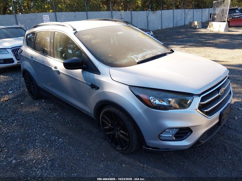 2017 FORD ESCAPE SE | 1FMCU9GD0HUF00318 | UPCARS