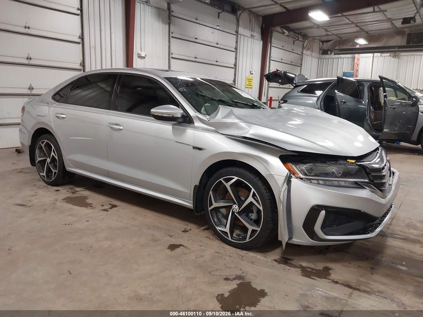 2020 VOLKSWAGEN PASSAT 2.0T R-LINE | 1VWMA7A33LC010439 | UPCARS