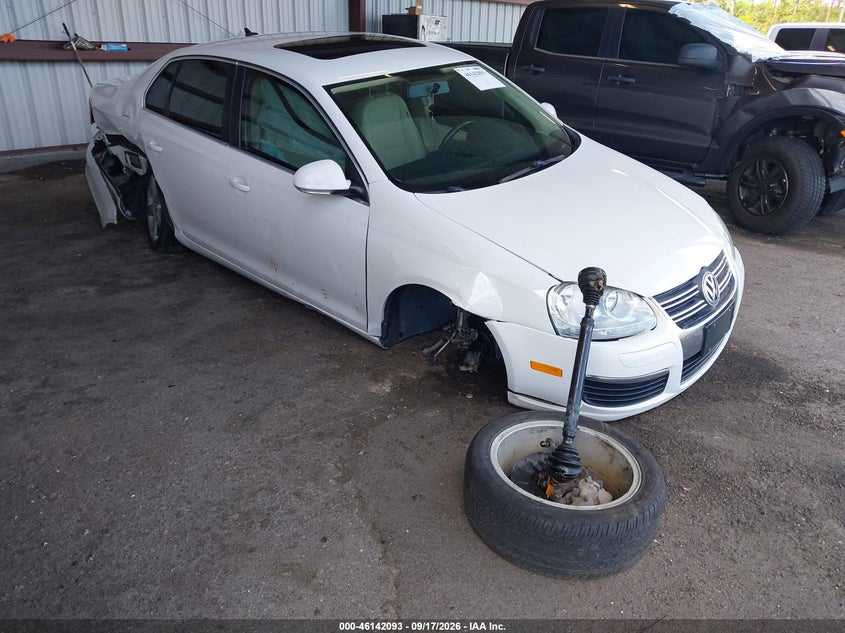 2010 VOLKSWAGEN JETTA TDI | 3VWRL7AJ0AM177254 | UPCARS