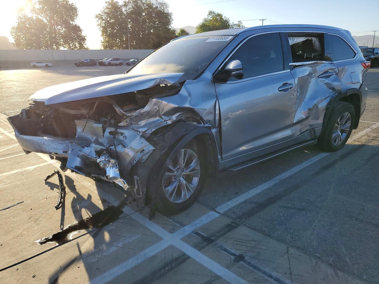 2015 TOYOTA HIGHLANDER XLE | 5TDKKRFH0FS070026 | UPCARS