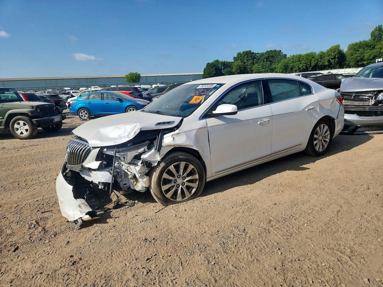 2015 BUICK LACROSSE | 1G4GA5GR7FF249572 | UPCARS