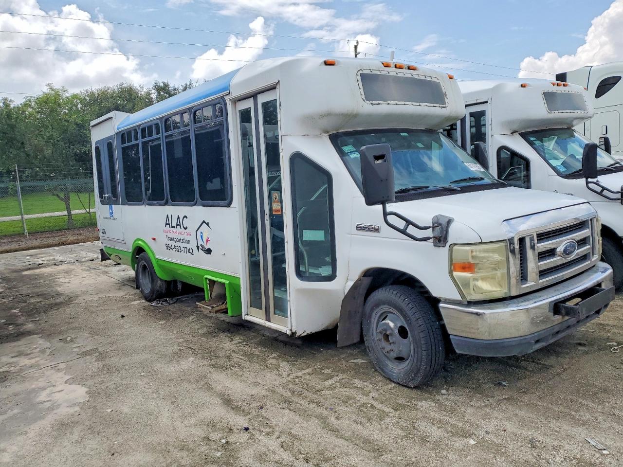 2012 FORD ECONOLIN E450 SUPER DUTY CUTAWAY VAN | 1FDFE4FSXCDA36167 | UPCARS