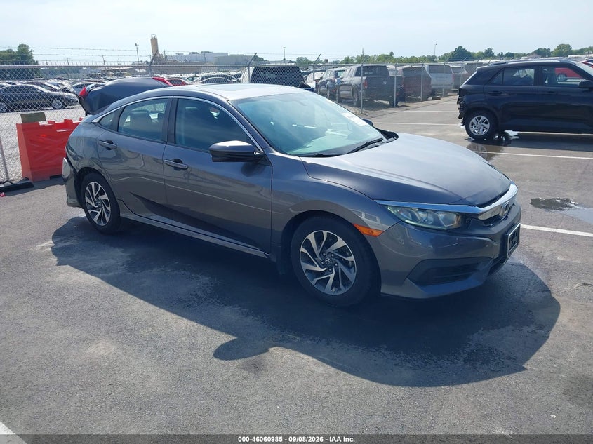 2018 HONDA CIVIC EX | 19XFC2F77JE032227 | UPCARS