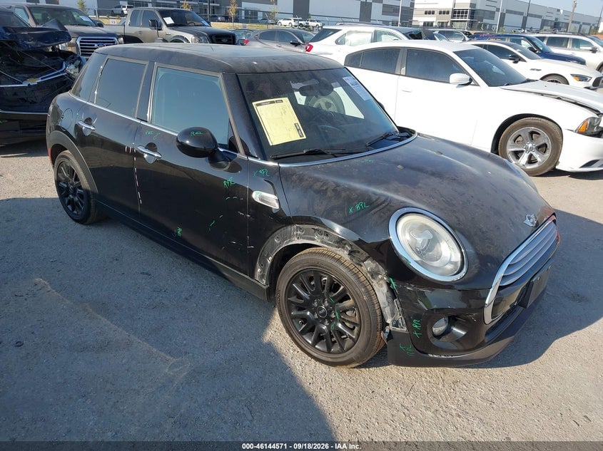 2015 MINI HARDTOP COOPER | WMWXS5C50FT832679 | UPCARS