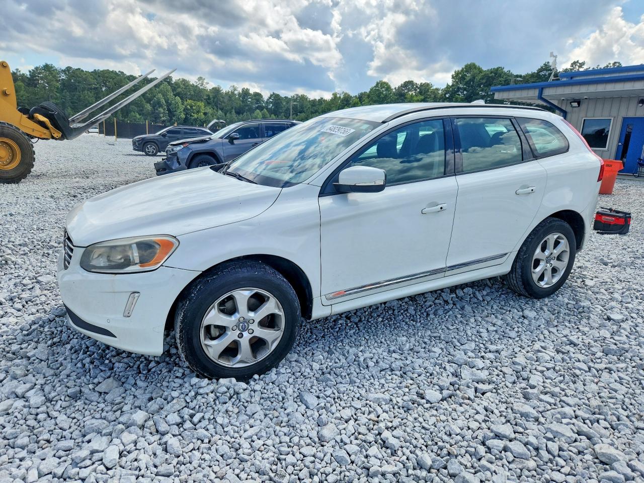 2016 VOLVO XC60 T5 | YV440MDJ0G2849603 | UPCARS