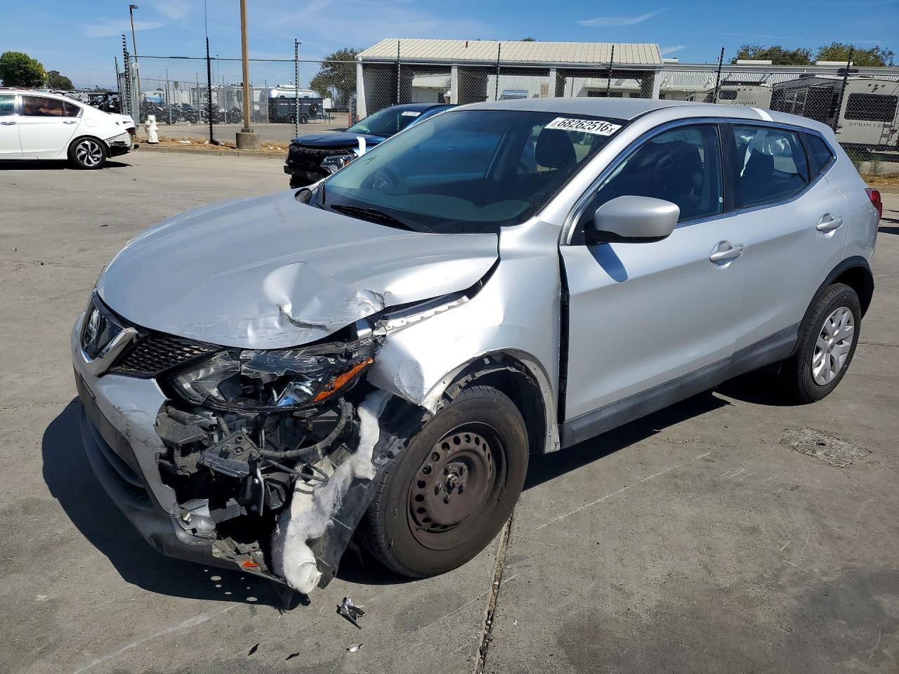 2018 NISSAN ROGUE S | JN1BJ1CR6JW264329 | UPCARS