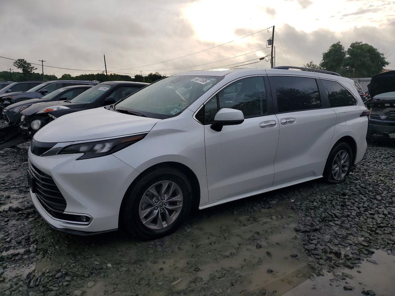 2024 TOYOTA SIENNA XLE 7-PASSENGER | 5TDJSKFC6RS122450 | UPCARS