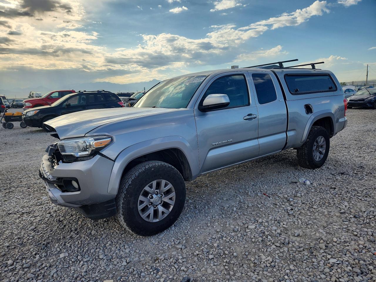 2017 TOYOTA TACOMA SR5 V6 | 5TFSZ5AN3HX113398 | UPCARS