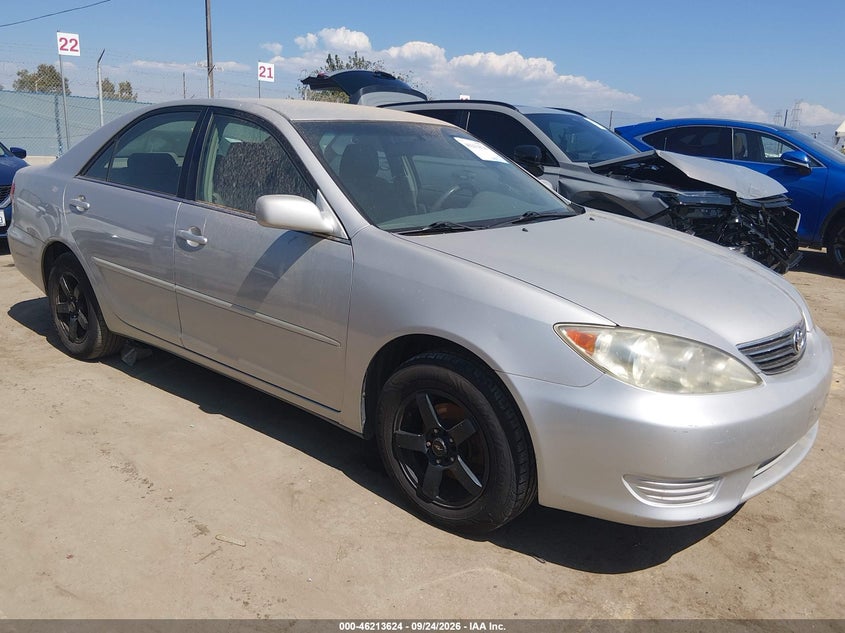 2005 TOYOTA CAMRY LE | 4T1BE32K05U085380 | UPCARS