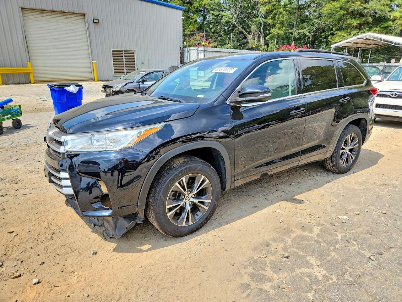 2018 TOYOTA HIGHLANDER LE | 5TDZZRFH5JS238021 | UPCARS