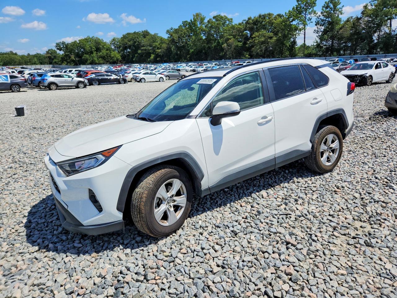 2019 TOYOTA RAV4 XLE | JTMW1RFV8KD021205 | UPCARS