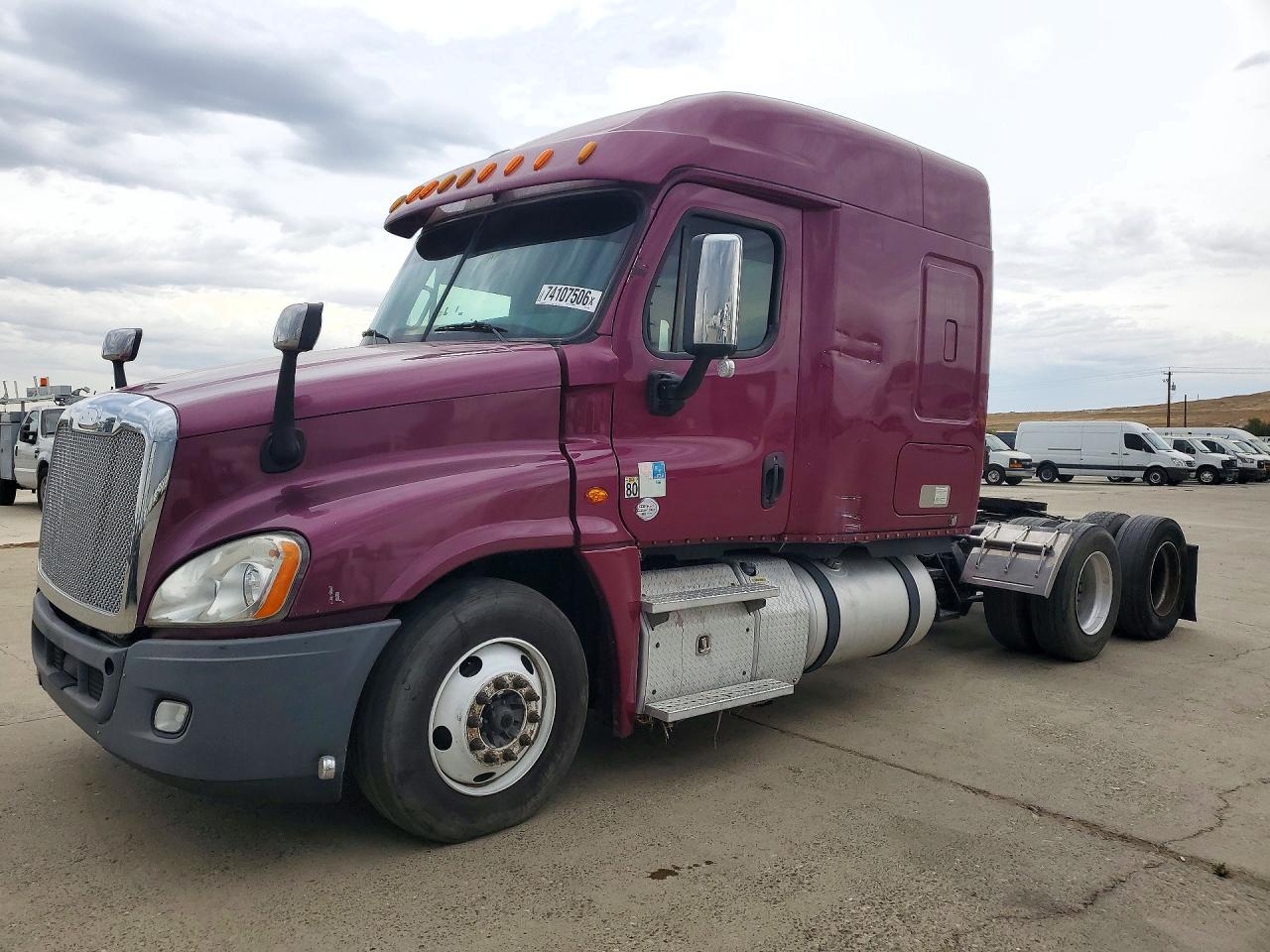 2015 FREIGHTLINER ALL OTHER SEMI TRUCK | 3AKJGLD51FSGB6266 | UPCARS