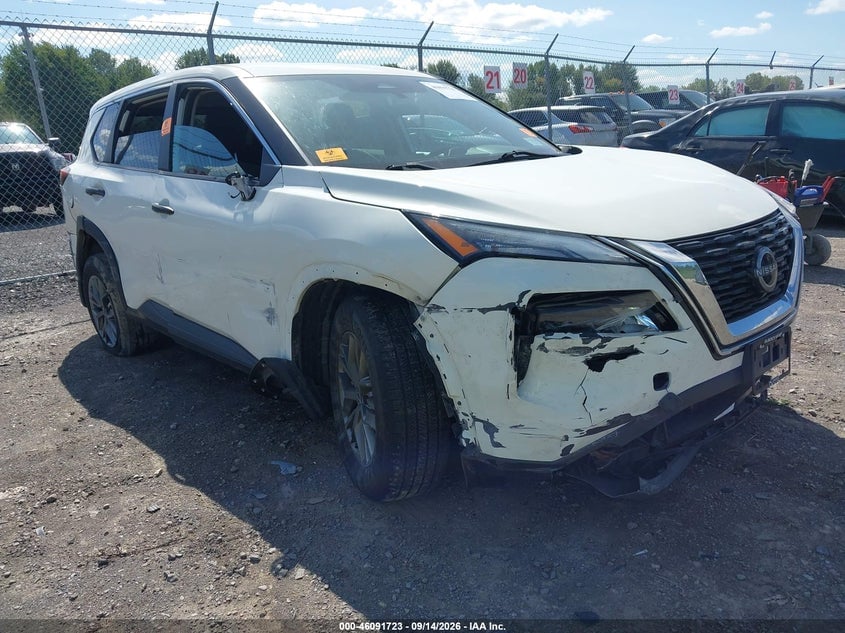 2022 NISSAN ROGUE S INTELLIGENT AWD | 5N1BT3AB4NC686529 | UPCARS