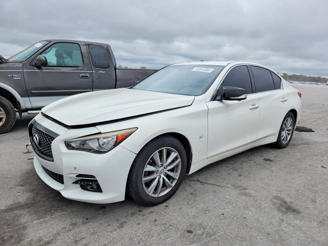 2015 INFINITI Q50 PREMIUM | JN1BV7AR2FM402378 | UPCARS