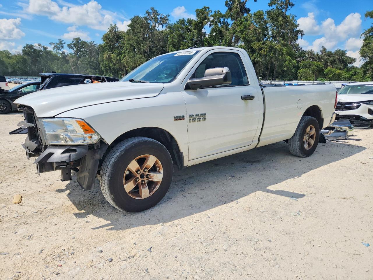 2018 RAM 1500 ST | 3C6JR6DT7JG195312 | UPCARS