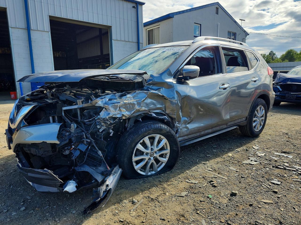 2018 NISSAN ROGUE SV | KNMAT2MV2JP578168 | UPCARS