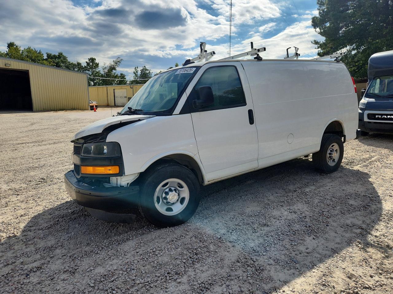 2024 CHEVROLET EXPRESS | 1GCWGAF75R1164903 | UPCARS