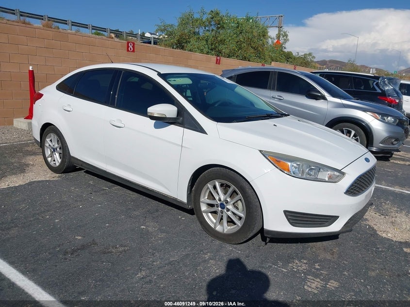 2015 FORD FOCU SE | 1FADP3F22FL256189 | UPCARS