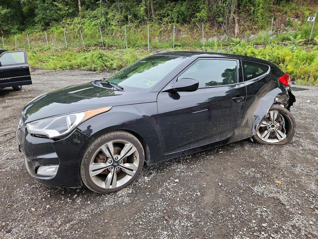 2017 HYUNDAI VELOSTER VALUE EDITION | KMHTC6AD8HU324354 | UPCARS