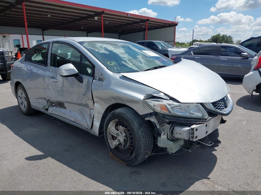 2013 HONDA CIVIC LX | 2HGFB2F57DH560538 | UPCARS