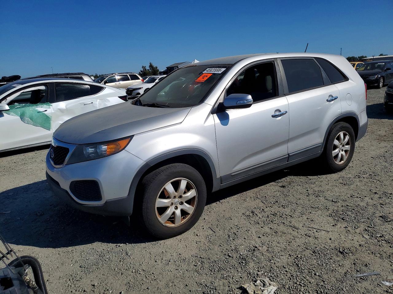 2013 KIA SORENTO LX | 5XYKT4A11DG343365 | UPCARS