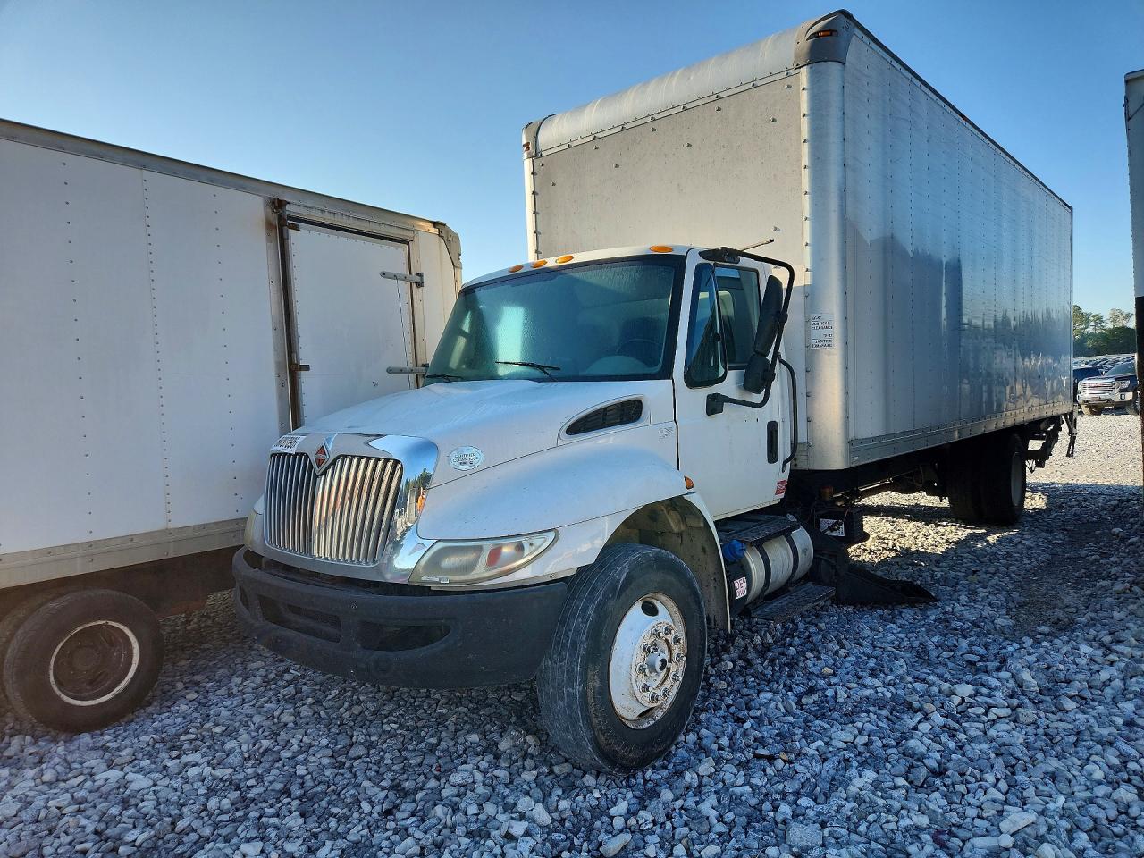 2016 INTERNATIONAL 4000 SERIE BOX TRUCK | 1HTMMMML9GH129547 | UPCARS