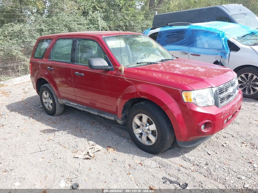2011 FORD ESCAPE XLS | 1FMCU0C78BKB58566 | UPCARS