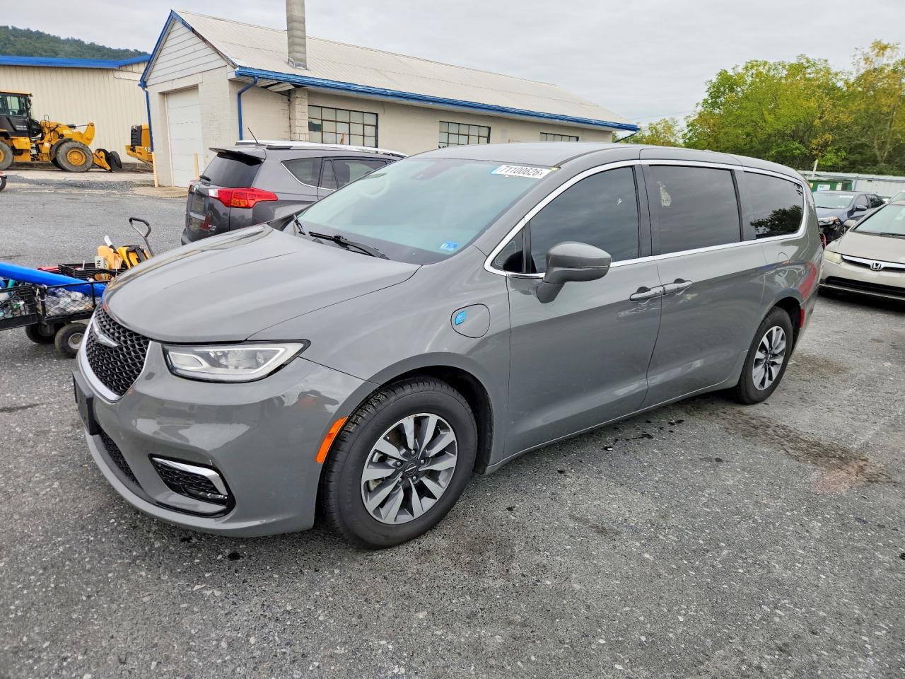 2022 CHRYSLER PACIFICA HYBRID TOURING L | 2C4RC1L74NR161168 | UPCARS