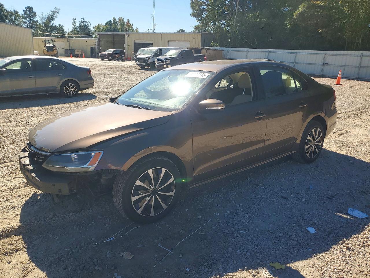 2011 VOLKSWAGEN JETTA SE | 3VWDZ7AJ6BM351323 | UPCARS