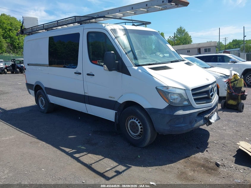 2015 MERCEDES-BENZ SPRINTER 2500 NORMAL ROOF | WD4PE7DC6F5983233 | UPCARS