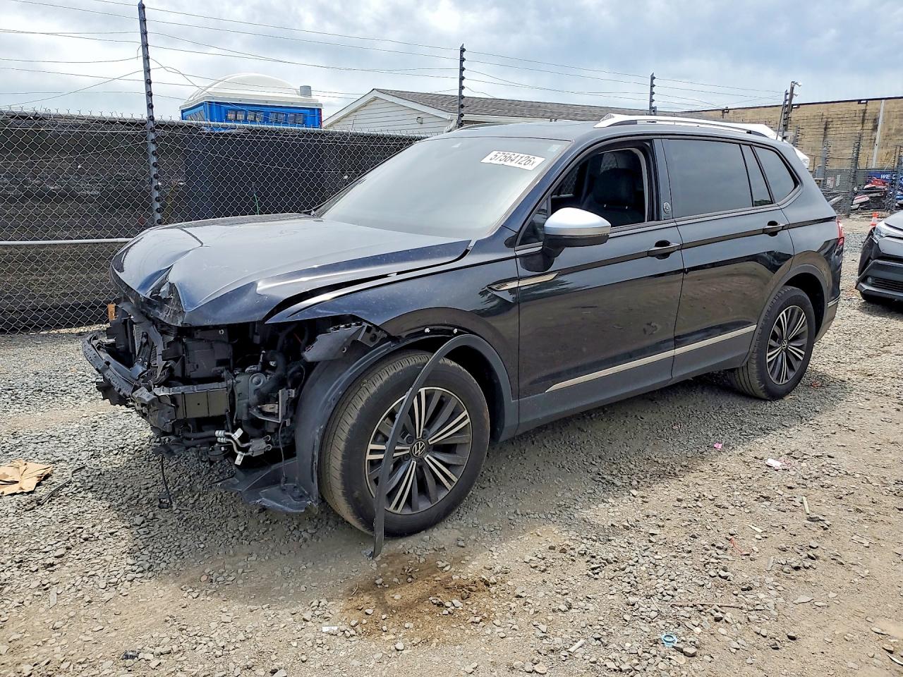 2024 VOLKSWAGEN TIGUAN WOLFSBURG | 3VVAB7AX6RM234142 | UPCARS