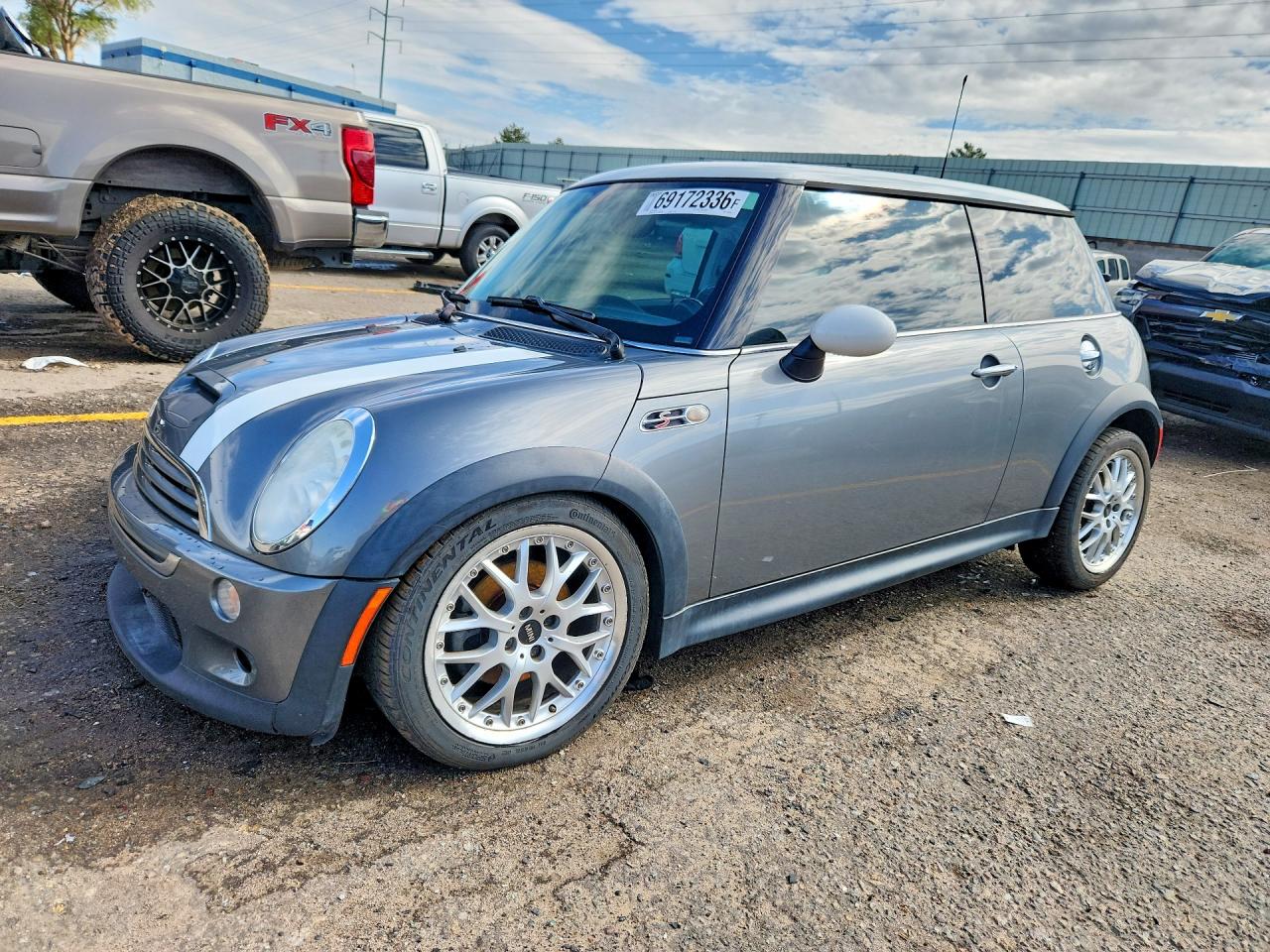 2005 MINI COOPER S | WMWRE33455TD96764 | UPCARS