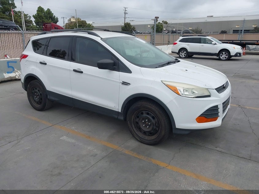 2013 FORD ESCAPE S | 1FMCU0F72DUB71672 | UPCARS