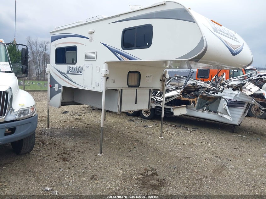 2013 LANCE 865 TRUCK CAMPER | 169251 | UPCARS
