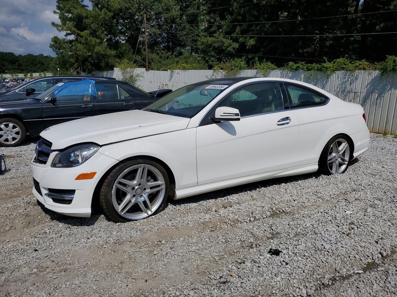 2014 MERCEDES-BENZ C-CLASS 250 | WDDGJ4HB7EG183569 | UPCARS