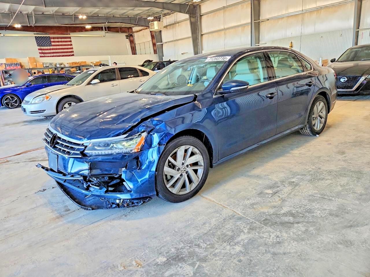 2018 VOLKSWAGEN PASSAT SE | 1VWBA7A33JC043378 | UPCARS