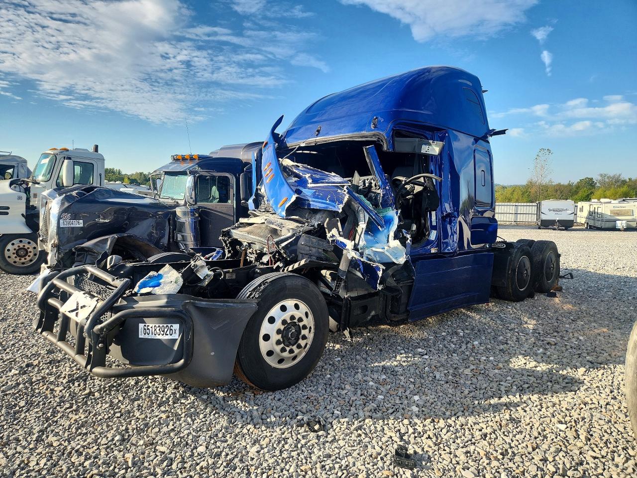 2025 FREIGHTLINER ALL OTHER "126" SLEEPER CAB" | 3AKJHHDR3SSVZ2996 | UPCARS