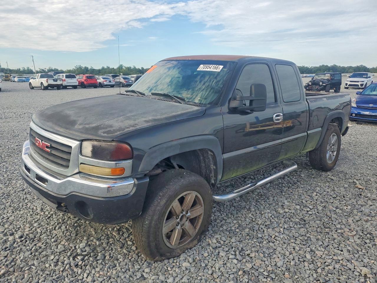 2005 GMC SIERRA C1500 | 1GTEC19X15Z211505 | UPCARS