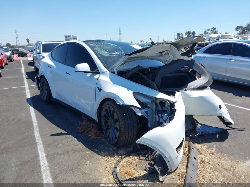 2025 TESLA MODEL Y PERFORMANCE DUAL MOTOR ALL-WHEEL DRIVE | 7SAYGDEF3SF267403 | UPCARS