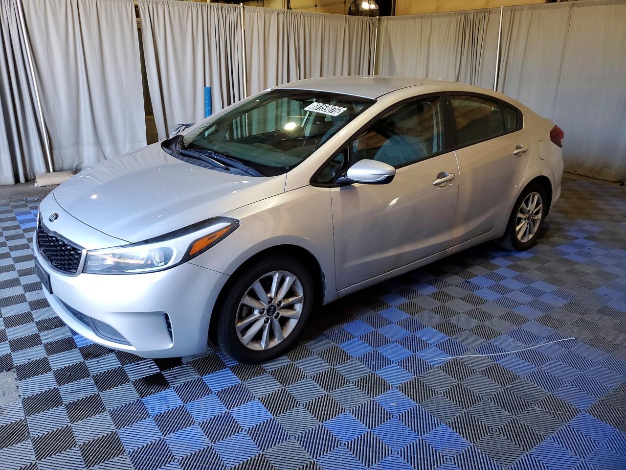 2017 KIA FORTE LX | 3KPFL4A73HE054285 | UPCARS