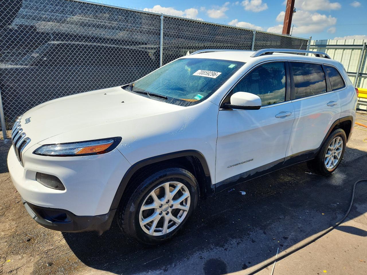 2016 JEEP CHEROKEE LATITUDE | 1C4PJMCB5GW178381 | UPCARS