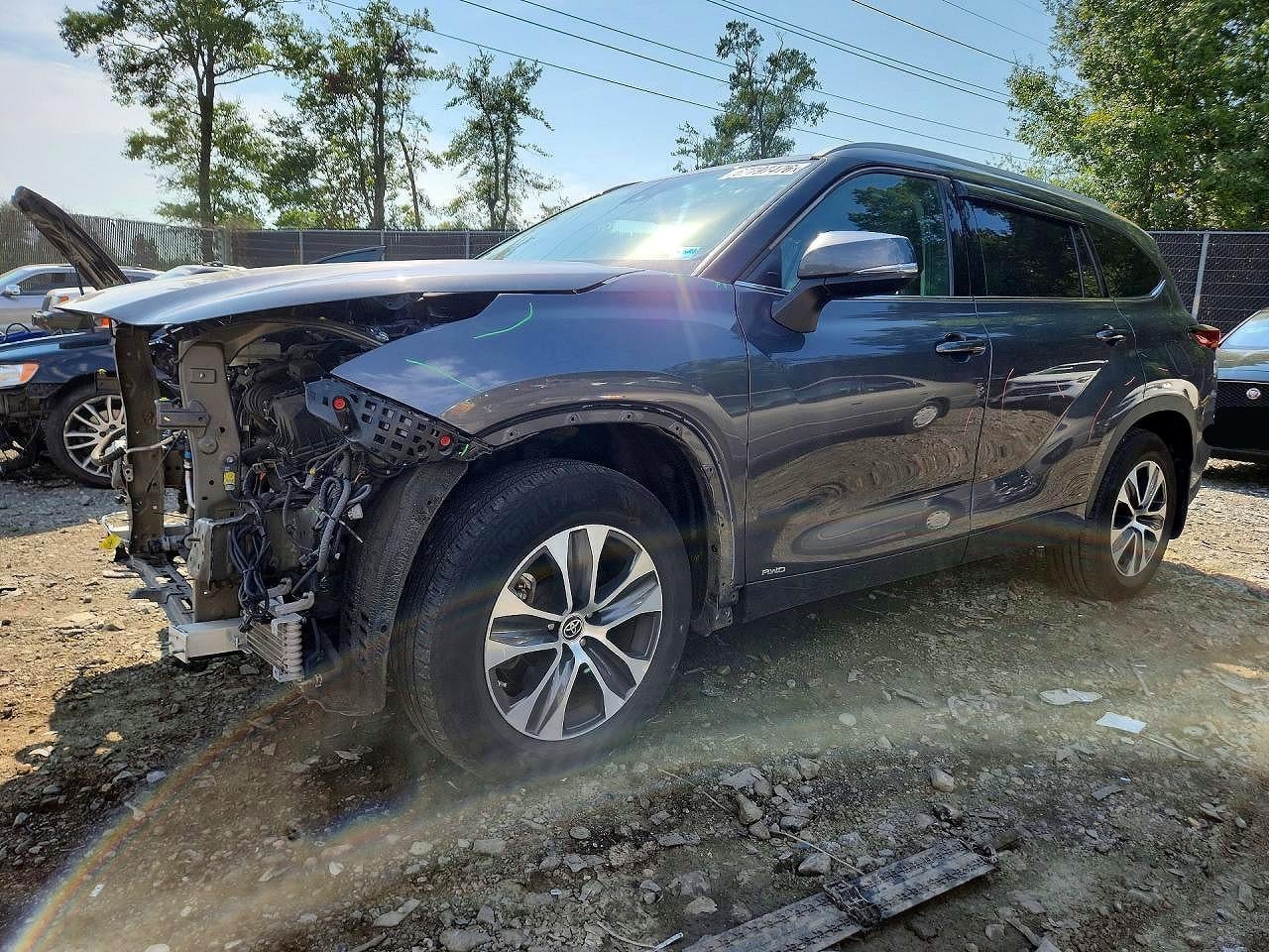 2022 TOYOTA HIGHLANDER XLE | 5TDGBRCH9NS548324 | UPCARS