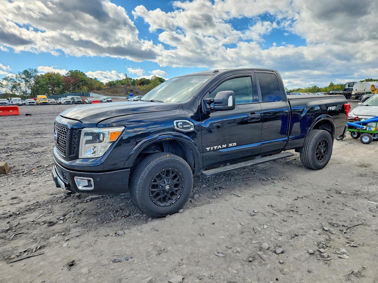 2017 NISSAN TITAN SV | 1N6BA1C48HN554456 | UPCARS