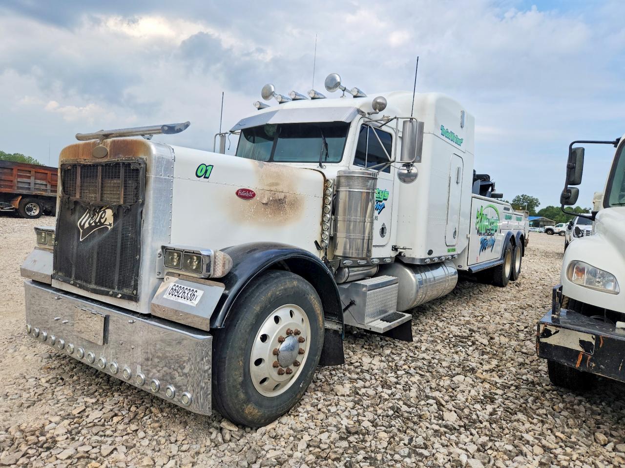 1999 PETERBILT ALL OTHER TOW TRUCK | 1XP5DB9X6XD505130 | UPCARS