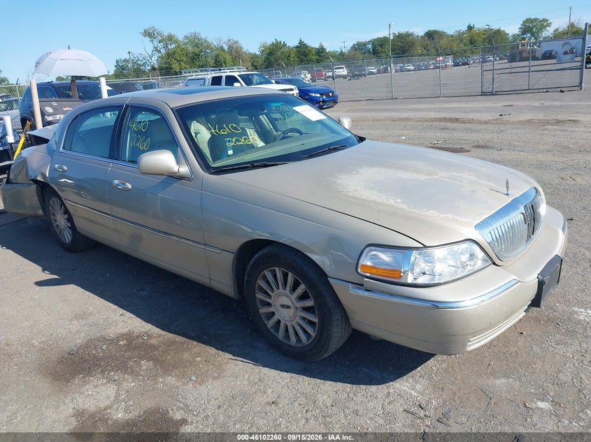 2004 LINCOLN TOWN CAR ULTIMATE | 1LNHM83W44Y683328 | UPCARS