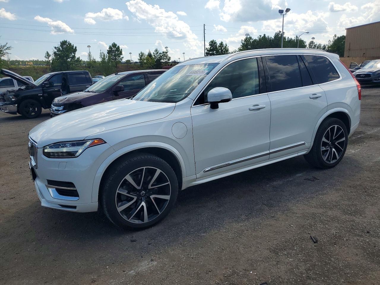 2021 VOLVO XC90 T8 RECHARGE MOMENTUM | YV4BR00K6M1682041 | UPCARS