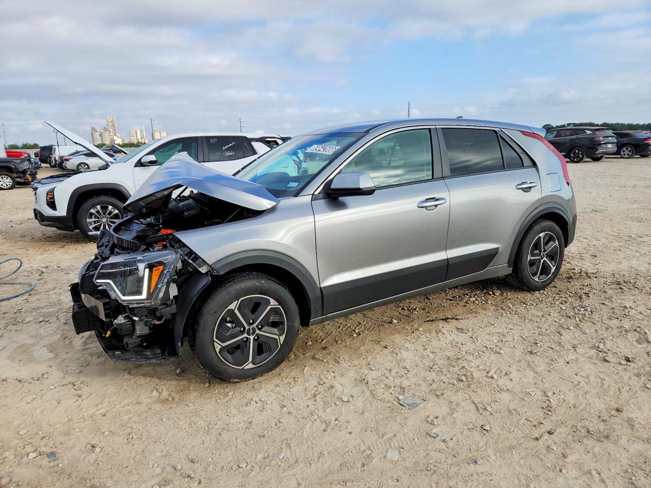 2026 KIA NIRO LX | KNDCP3LE9T5363664 | UPCARS